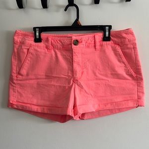 NWOT AE Shorts 14